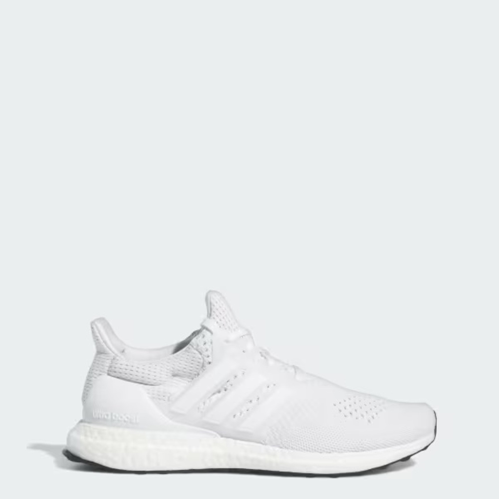 Adidas women’s prime blue ultra boost size 8 white